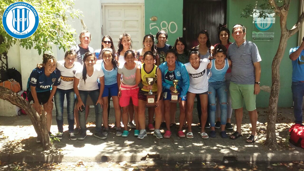 FÚTBOL FEMENINO: Recibimiento a la Selección de Concordia.