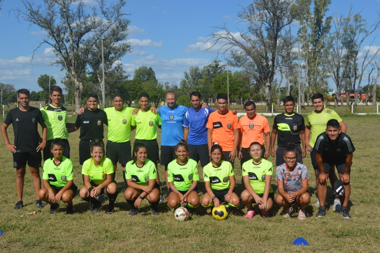 FELIZ DÍA DEL ÁRBITRO