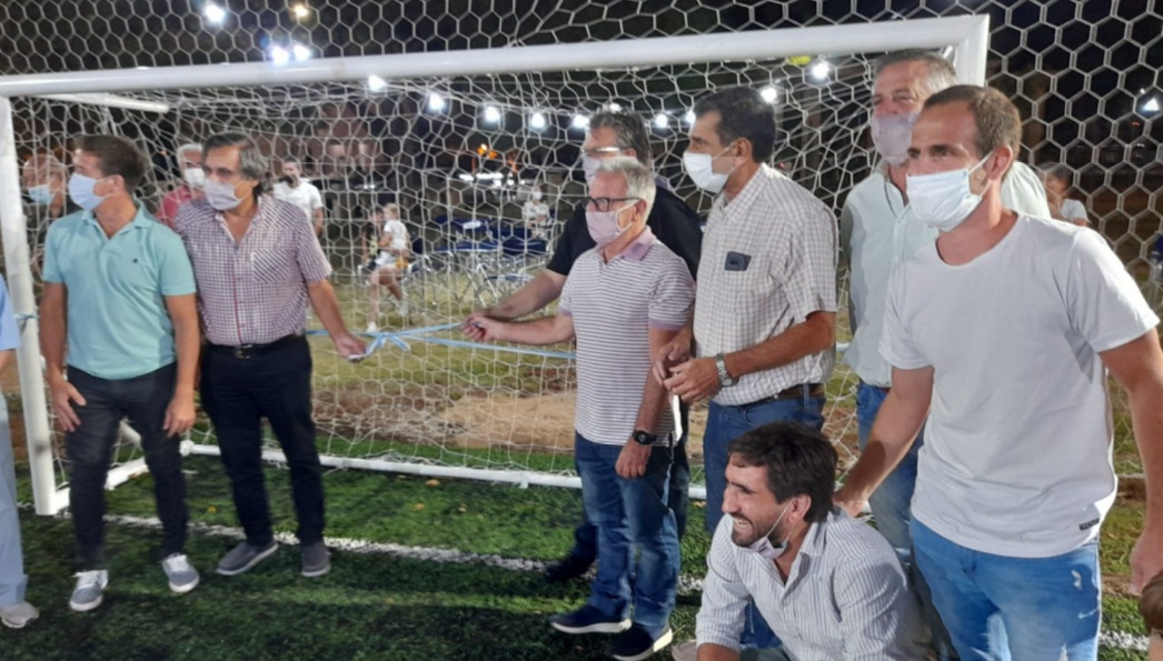 COMUNICACIONES INAUGURÓ OFICIALMENTE SU CANCHA DE FÚTBOL 6 DE CÉSPED SINTÉTICO