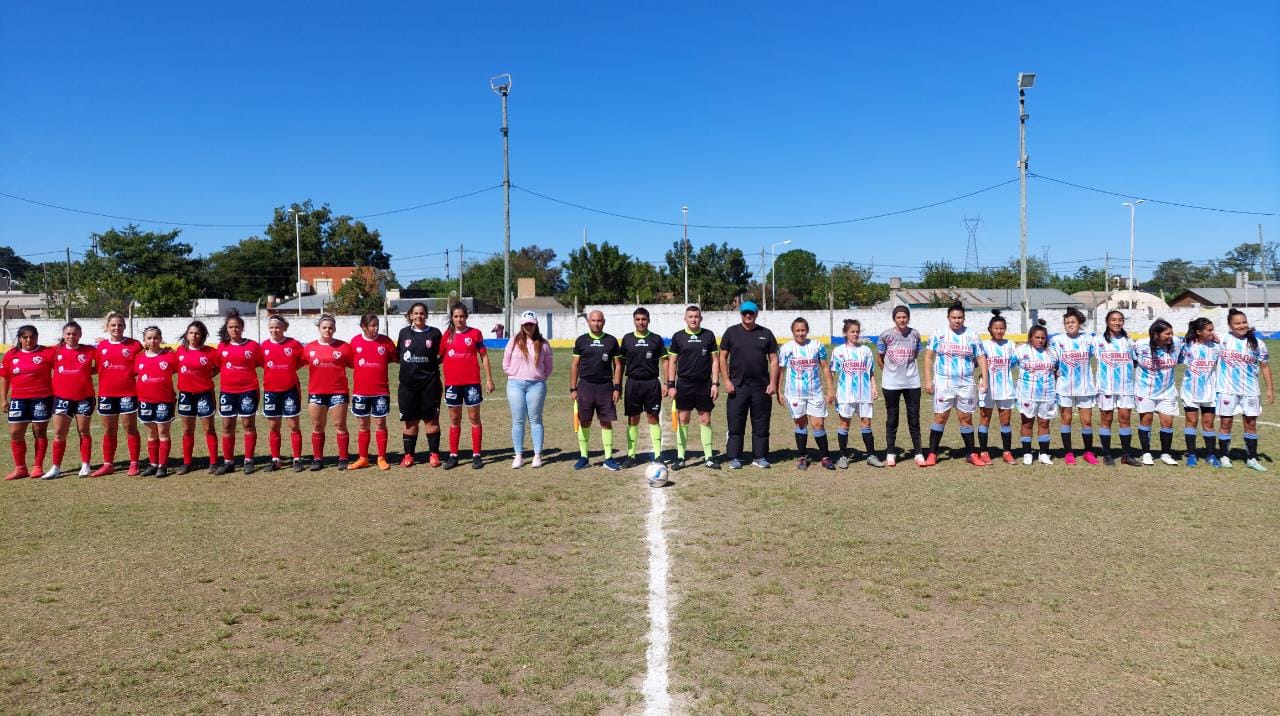 Defensores de la Constitución finalistas de la Copa Entre Ríos femenina