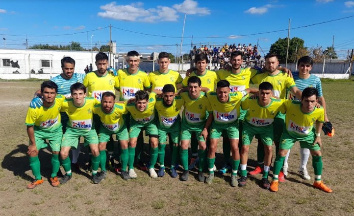 Rosch ganó el choque de encumbrados y Real no detiene su marcha