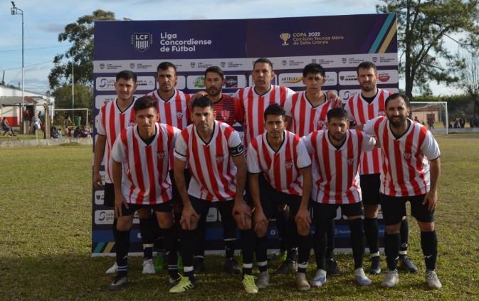 Juventud Unida a un paso de las Semis. 9 de Julio celebró en el clásico