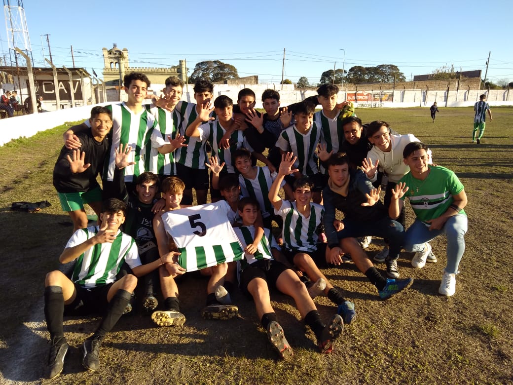 Estudiantes Campeón en Sub 17 de Primera «B»