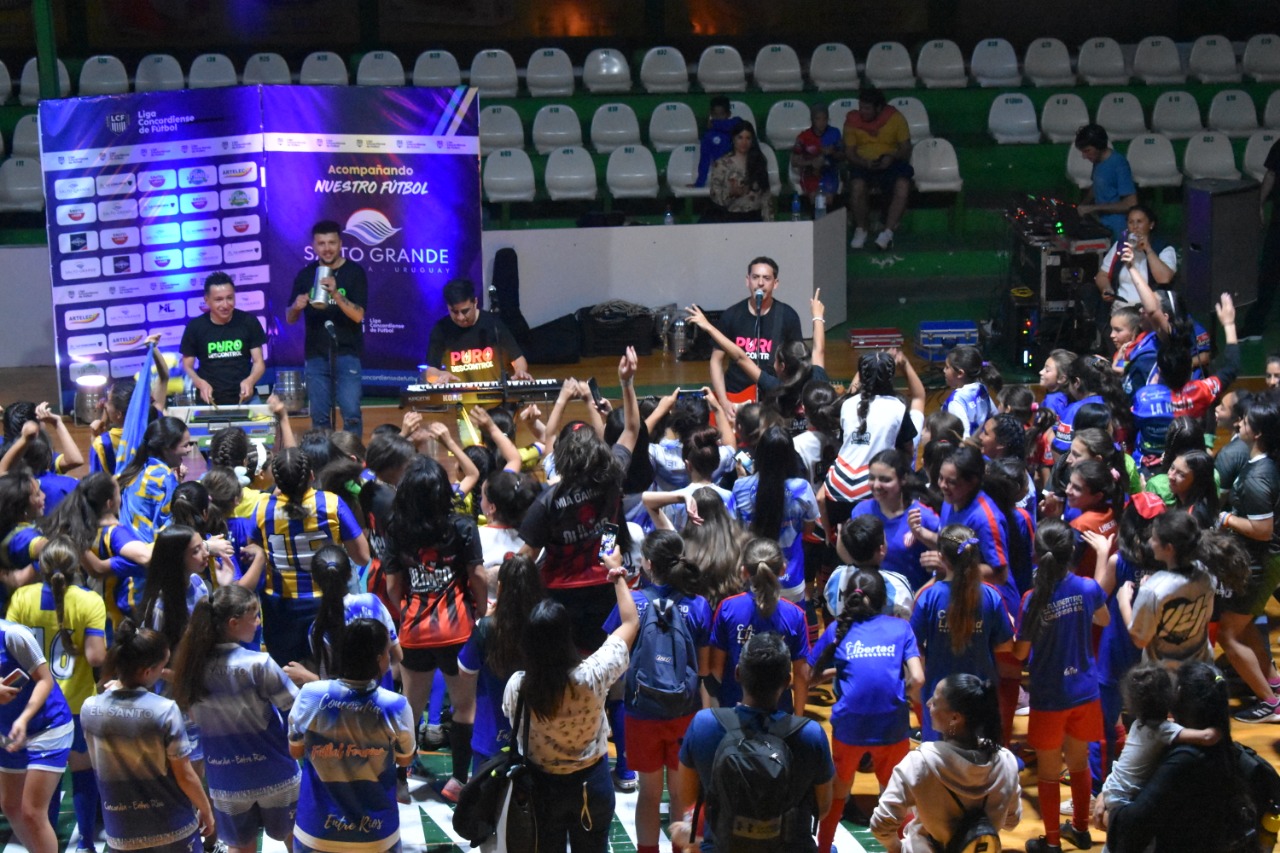 Infanto Femenino: Quedó inaugurado el Primer Torneo de Infantiles en el Fútbol Femenino