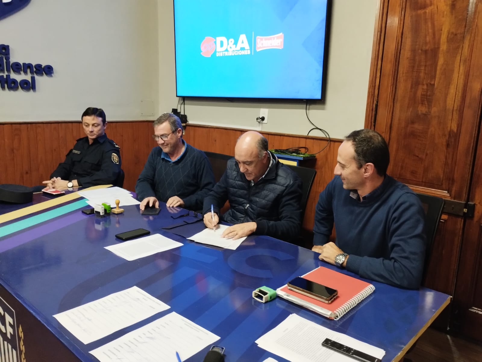 Se firmó un importante acuerdo con la policía