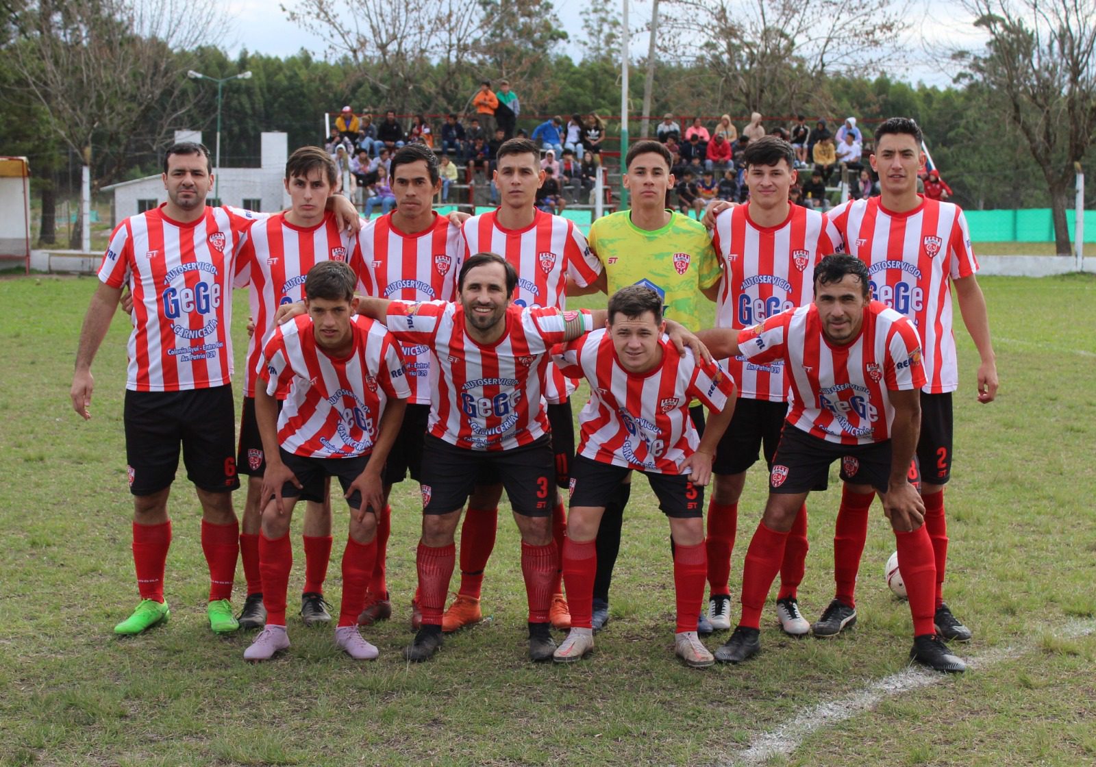 Constitución dio vuelta un partidazo y 9 de Julio se mantiene invicto y expectante