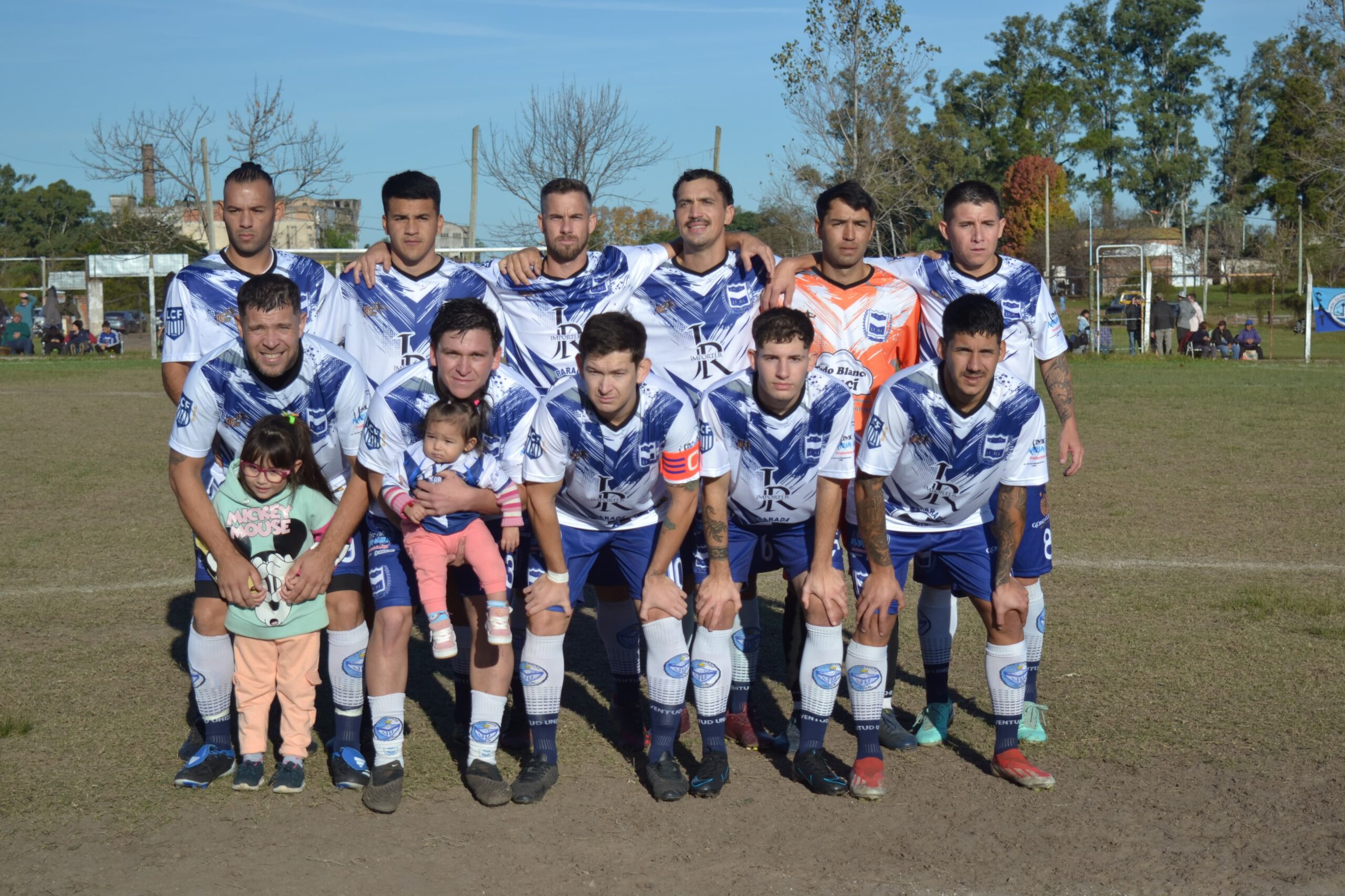 Juventud Unida dejó sin invicto a Salto Grande y ahora comparten la punta junto a Ferro