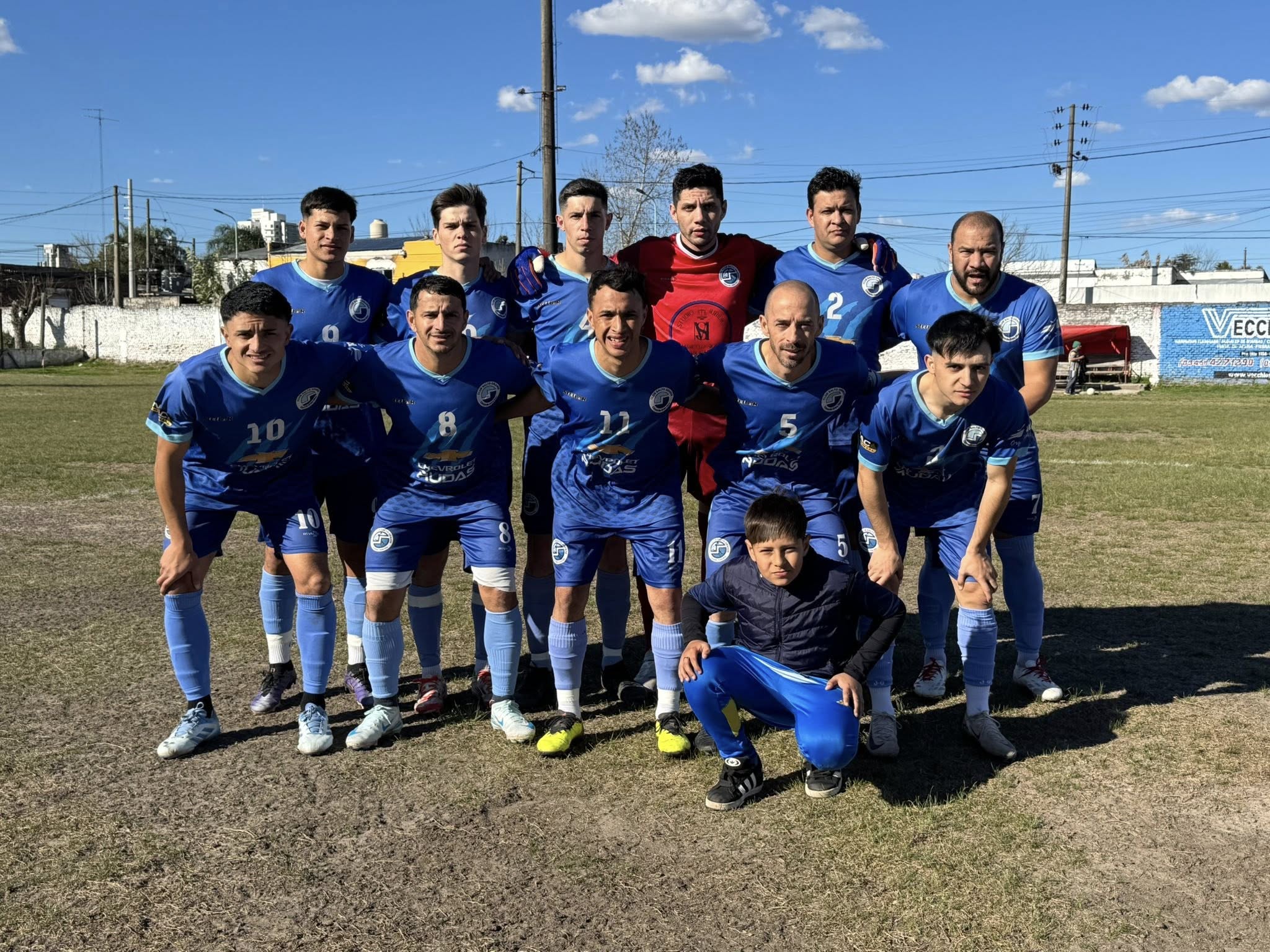 Salto Grande y Juventud se aferran a la punta de la B. Sarmiento derrotó a Ferro. También ganaron Unión, Charrúas, Estudiantes y el Olimpo