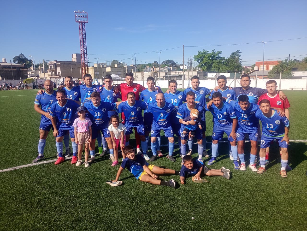 Salto Grande igualó el clásico con Ferro y Juventud Unida que goleó a San Martín está a un punto