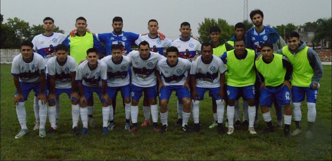 Ferro ganó su cuarto partido y no afloja. Almirante Brown bajó a Victoria