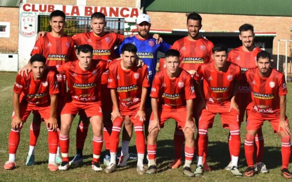 Con partidos pendientes, Libertad y Alberdi lideran el Apertura