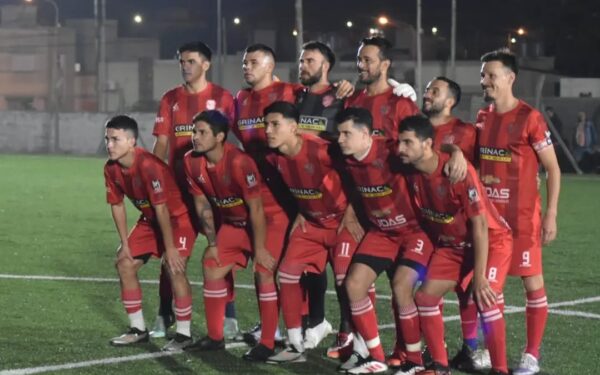 Libertad ganó en Nebel y es el único puntero del Apertura