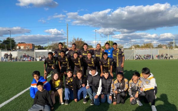 Comunicaciones venció a Nebel y Wanderer´s derrotó a Charrúas