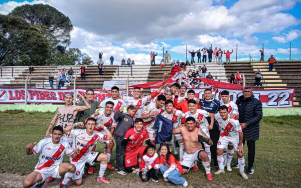 Nebel volvió a ganar y lidera. Buenos triunfos de Colegiales y Real